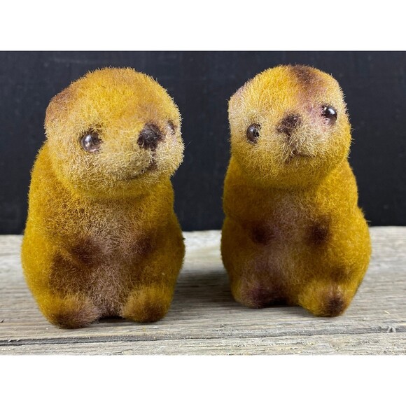 Vintage Flocked Chipmunks Set of 2 Naturecore Cottagecore Made in Hong Kong - Picture 9 of 10